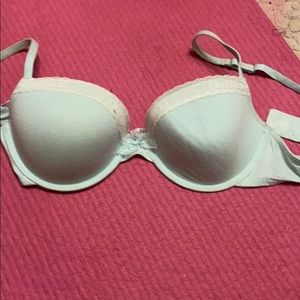 Gilly Hicks light blue bra